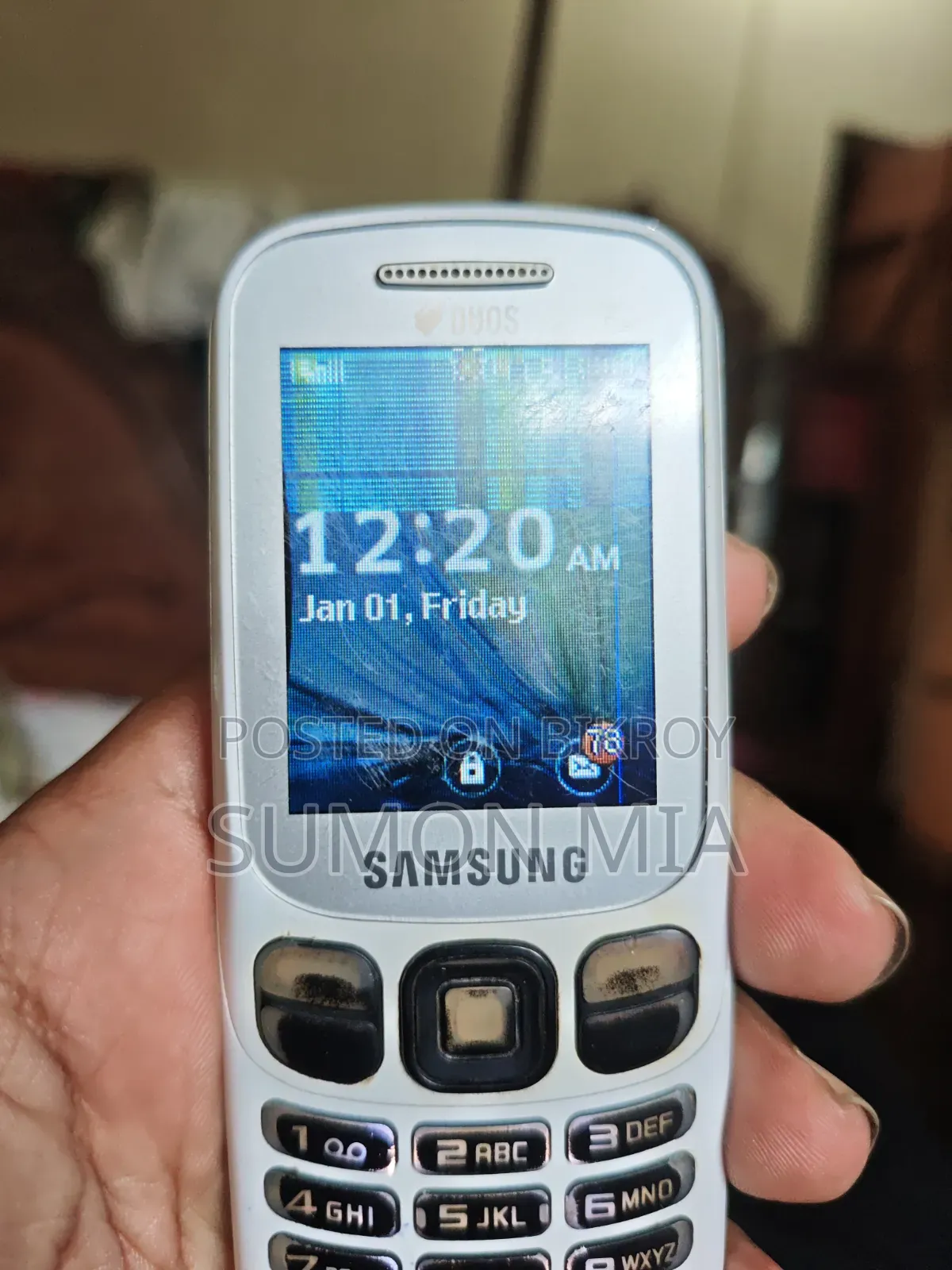 Samsung Metro 312 White