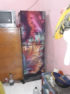 একটি ২৮৬ লিটারের ফ্রিজ বিক্রি হবে।