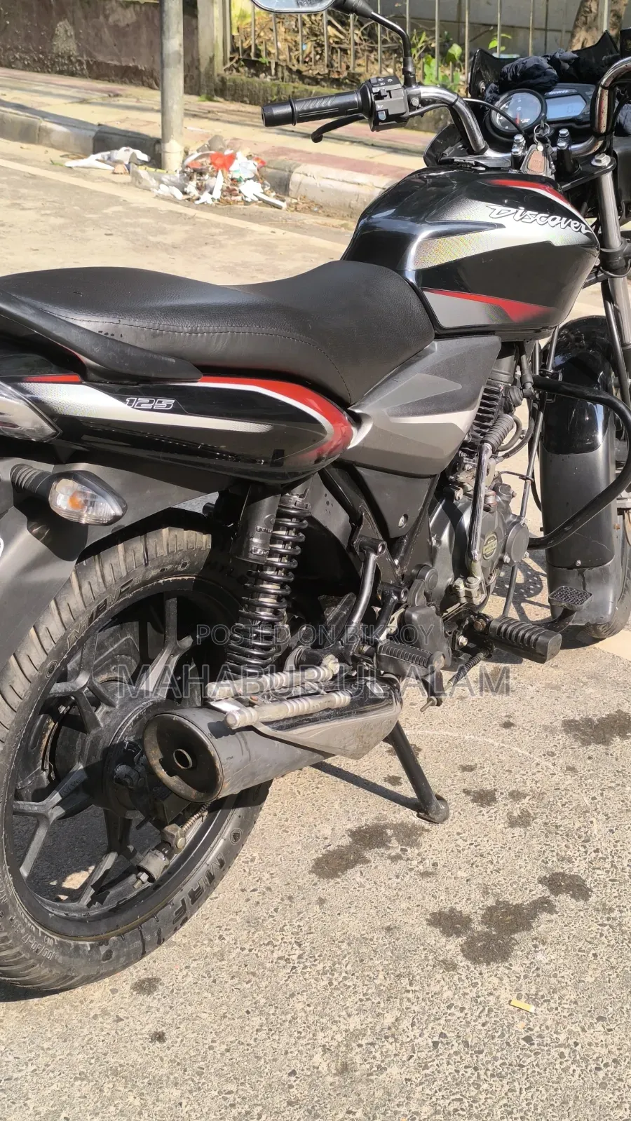 New Bajaj Discover 125 2021 Black