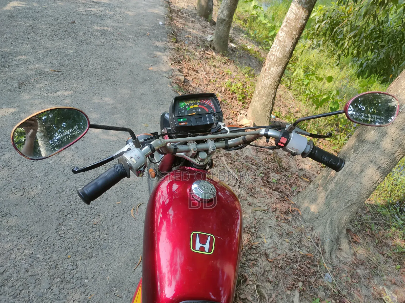 Honda CB 2006 Red