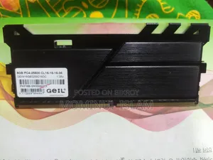 8 GB RAM DDR4 3200MHz