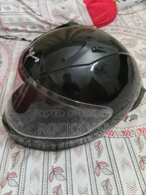 ভেগা হেলমেট