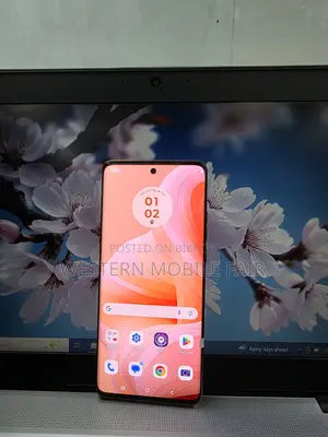 Motorola Edge 40 Neo 128 GB Orange