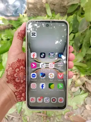 টেকনো স্পার্ক ৪০ ১২৮ জিবি হোয়াইট
