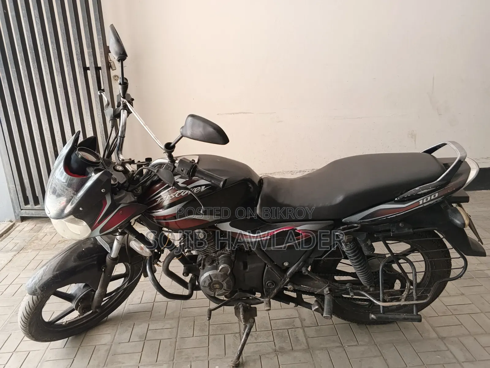 Bajaj Discover 100 2014 Black