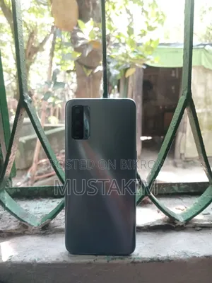 রিয়েলমি এক্স৭ ৫জি ১২৮ জিবি সাদা