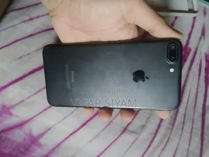 Apple iPhone 7 Plus 32 GB Black