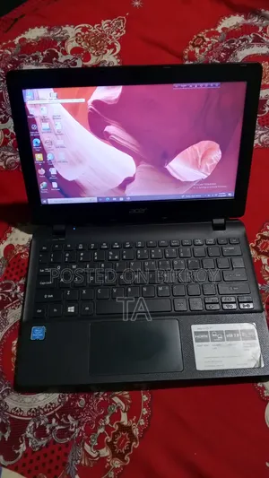 ল্যাপটপ Acer Aspire ES1-131 4GB Intel Celeron SSD 128GB