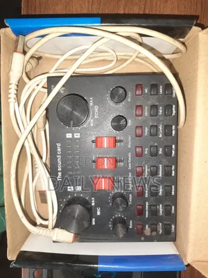 Wireless Microphone and V8s Sound Card