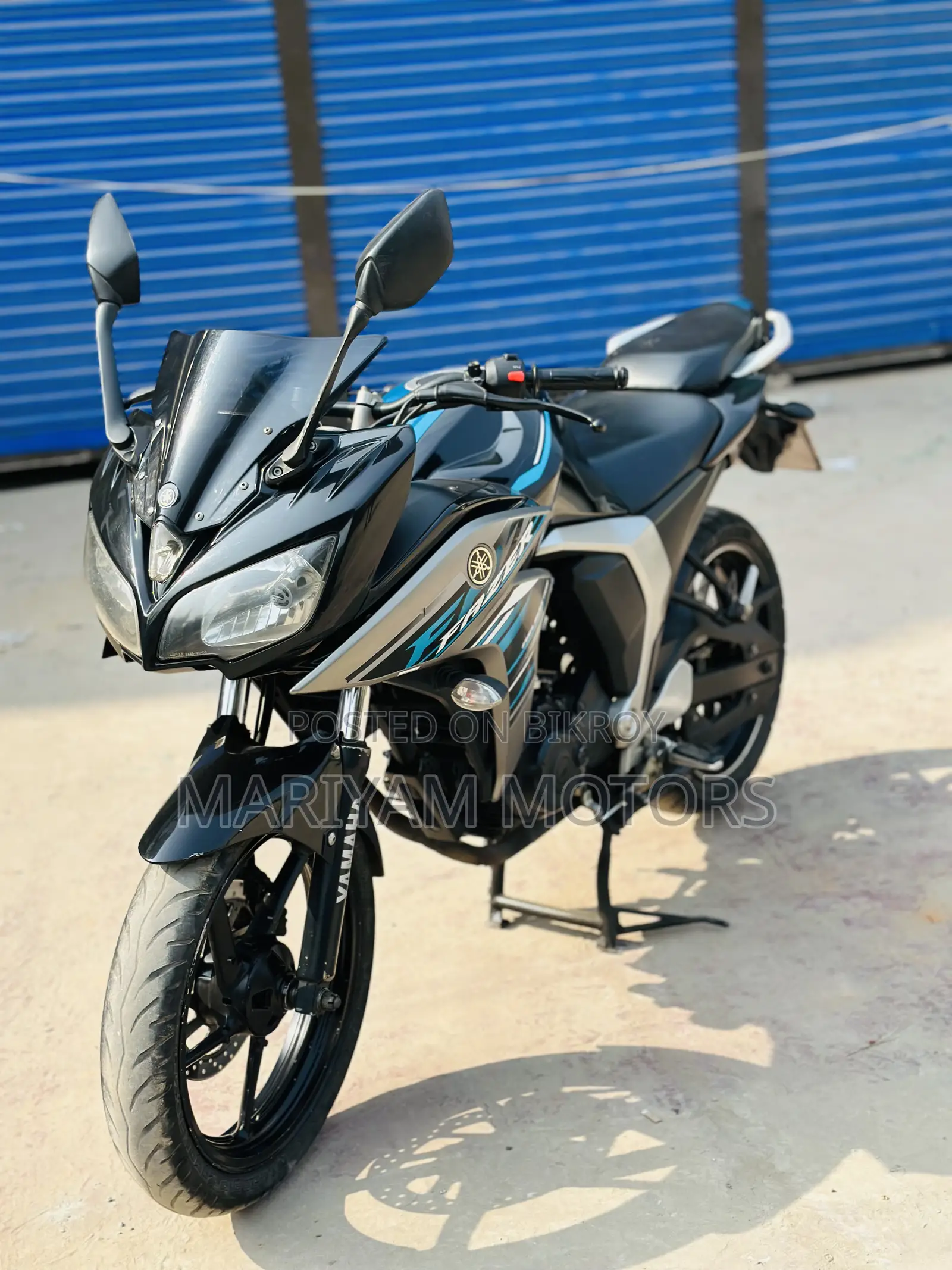 Yamaha 2017 Black