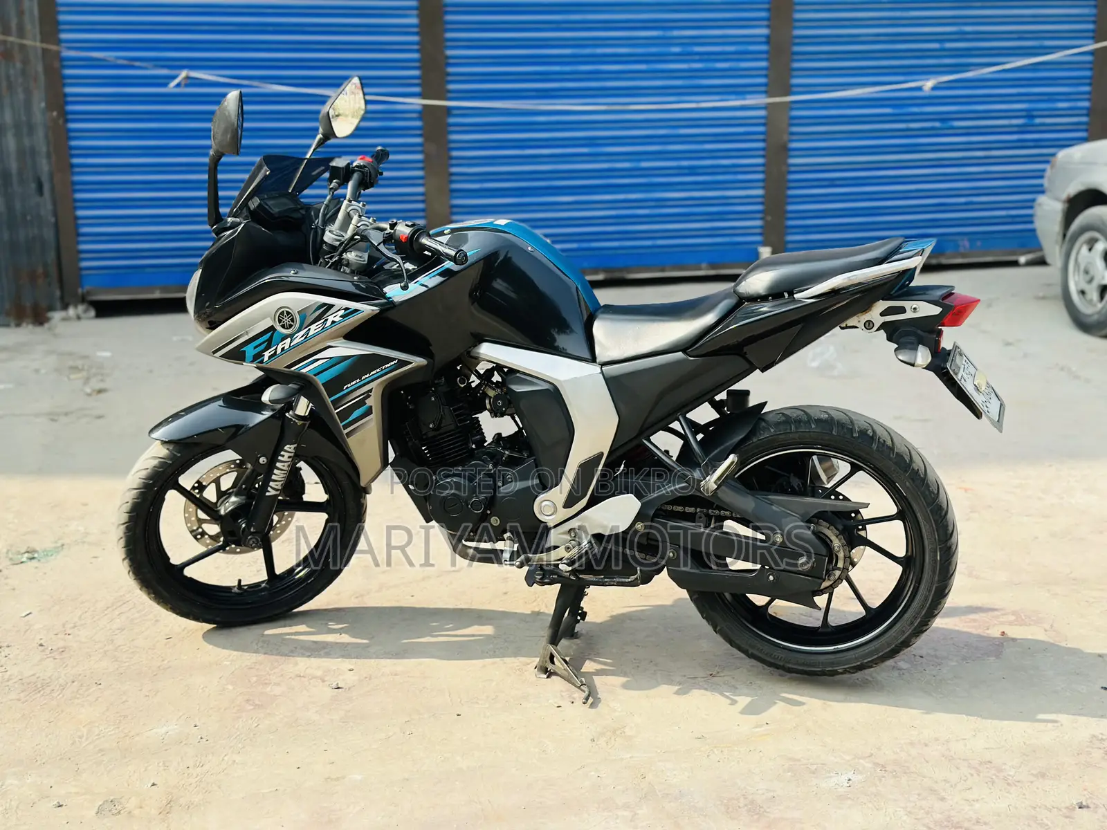 Yamaha 2017 Black