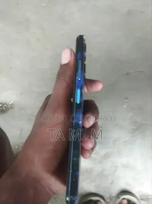 Infinix Hot 30i 128 GB Bronze