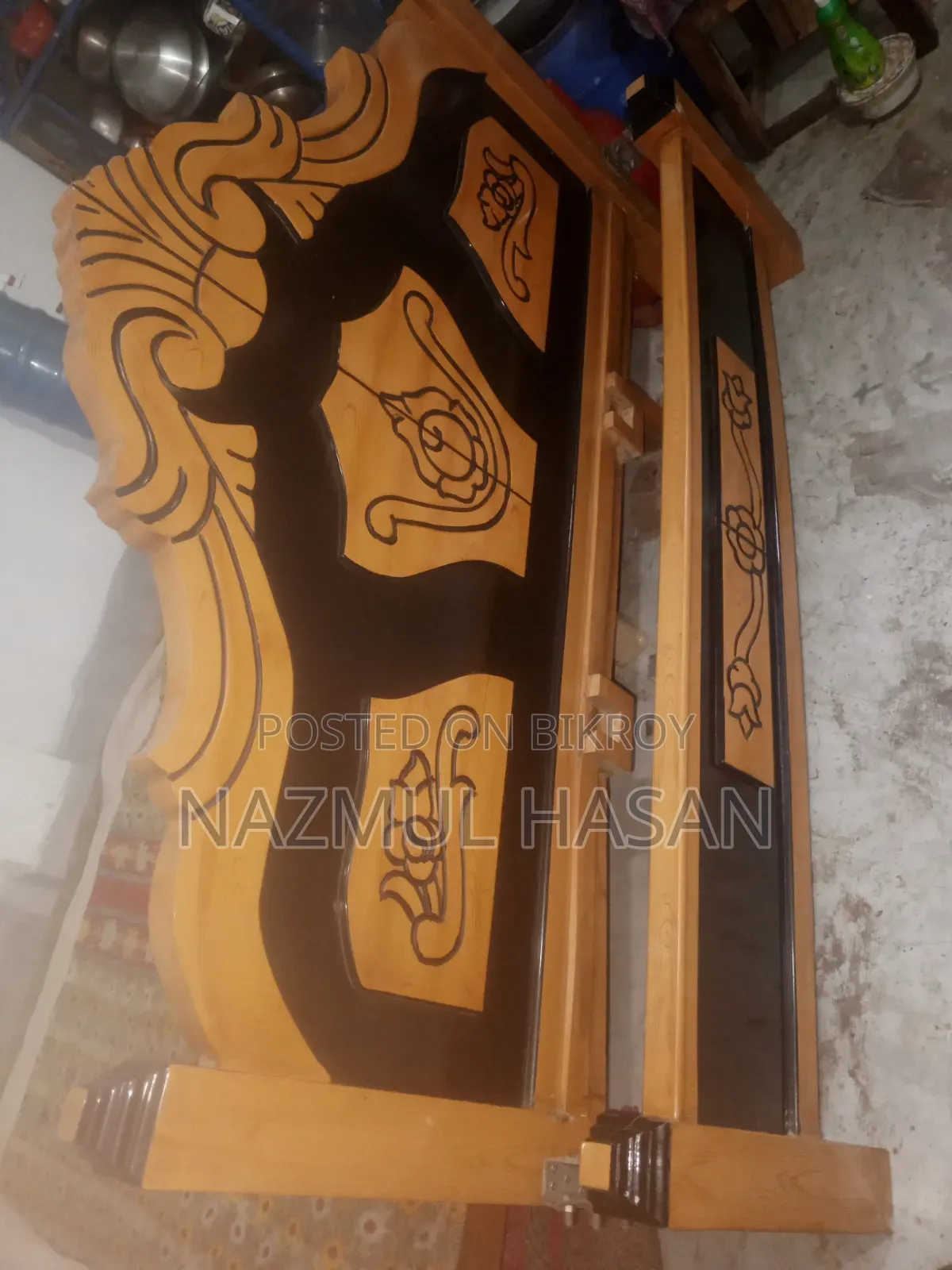 Bed for sale in Mirpur 10