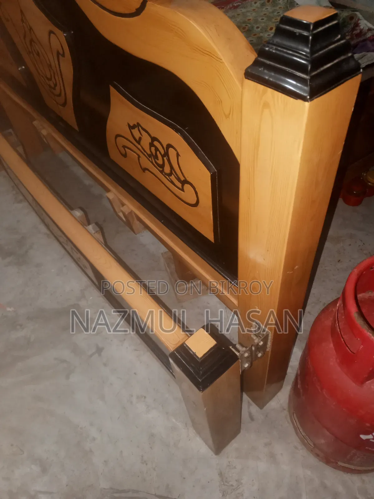 Bed for sale in Mirpur 10