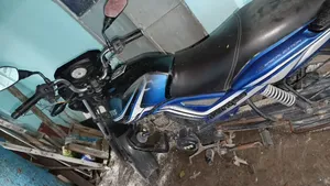 TVS Metro Plus 2022 Blue