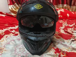 ফাসিও হেলমেট