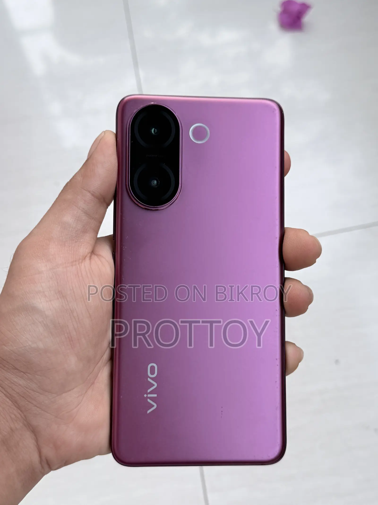 Vivo V60e 128 GB Purple
