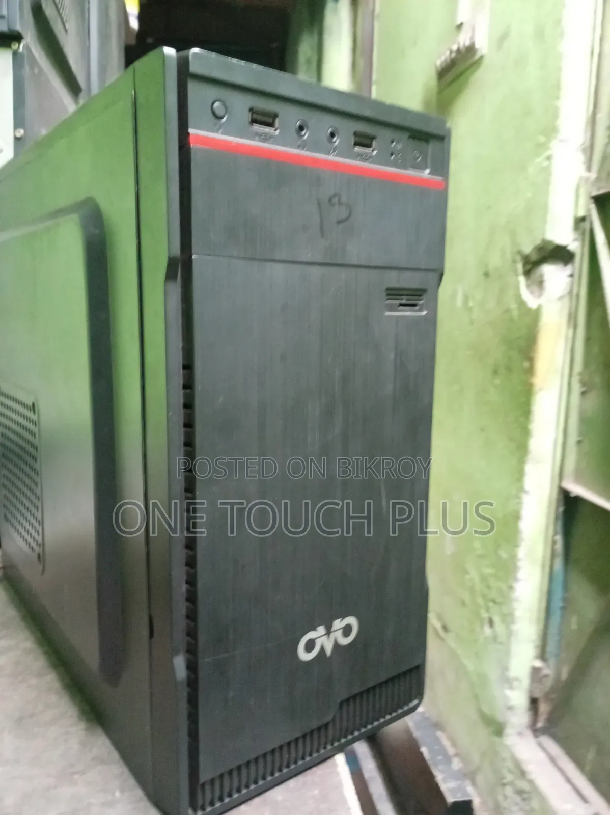Desktop Computer 4GB Intel Core i3 SSD 140GB