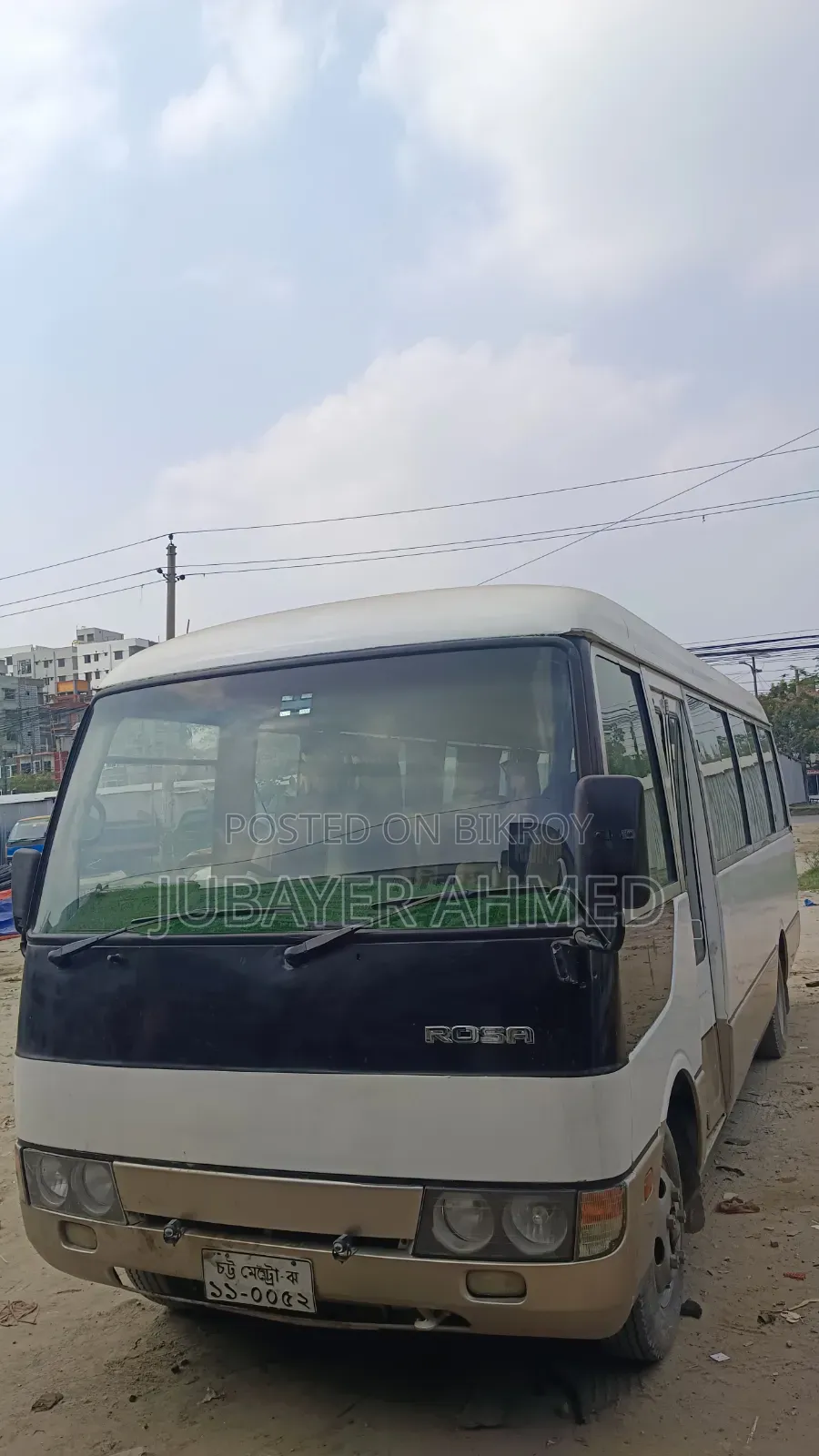 Mitsubishi Fuso Rosa 2004 White