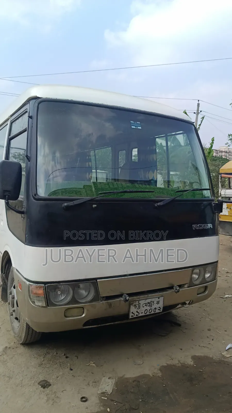 Mitsubishi Fuso Rosa 2004 White