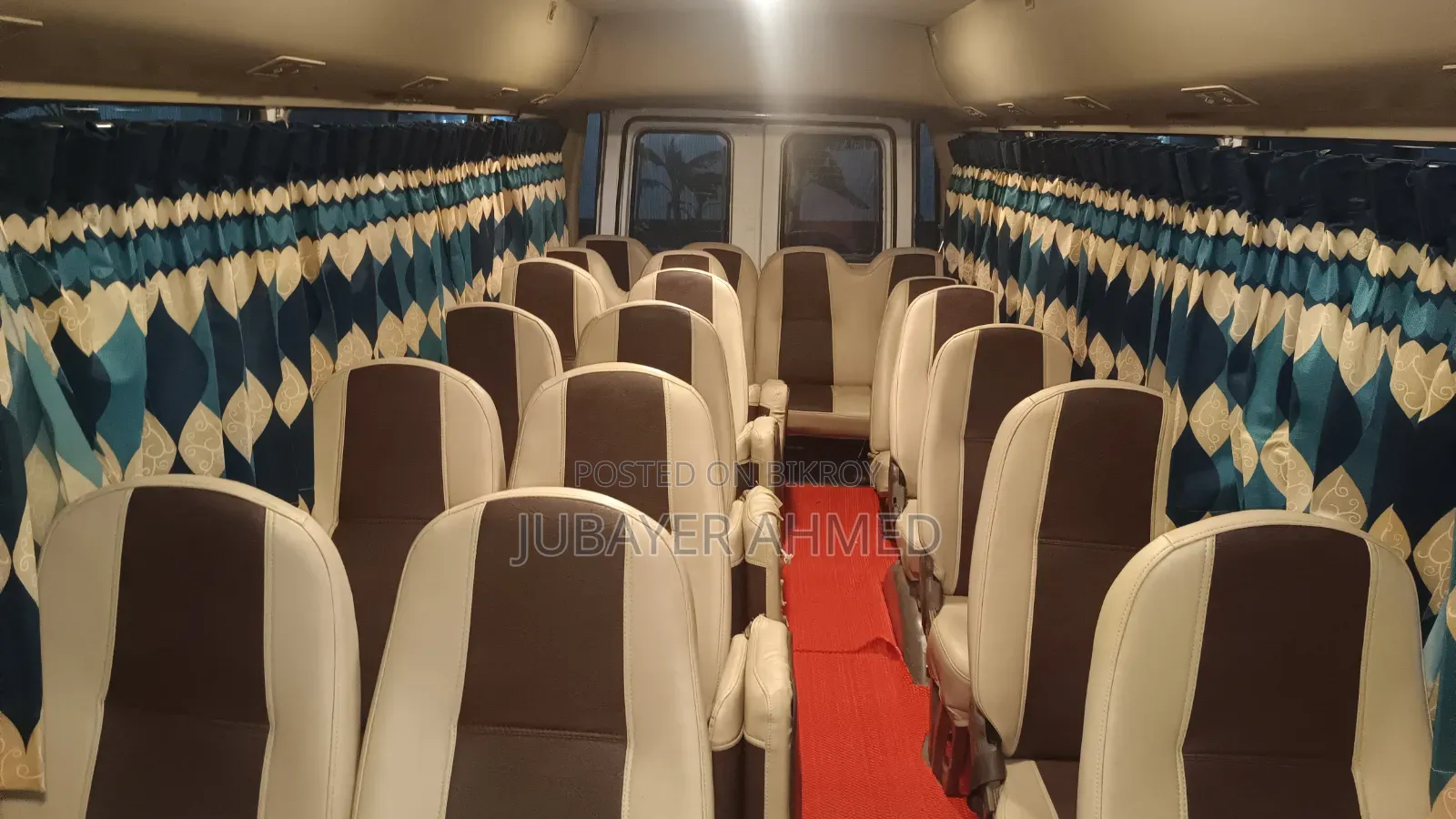 Mitsubishi Fuso Rosa 2004 White