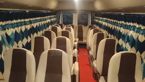 Mitsubishi Fuso Rosa 2004 White