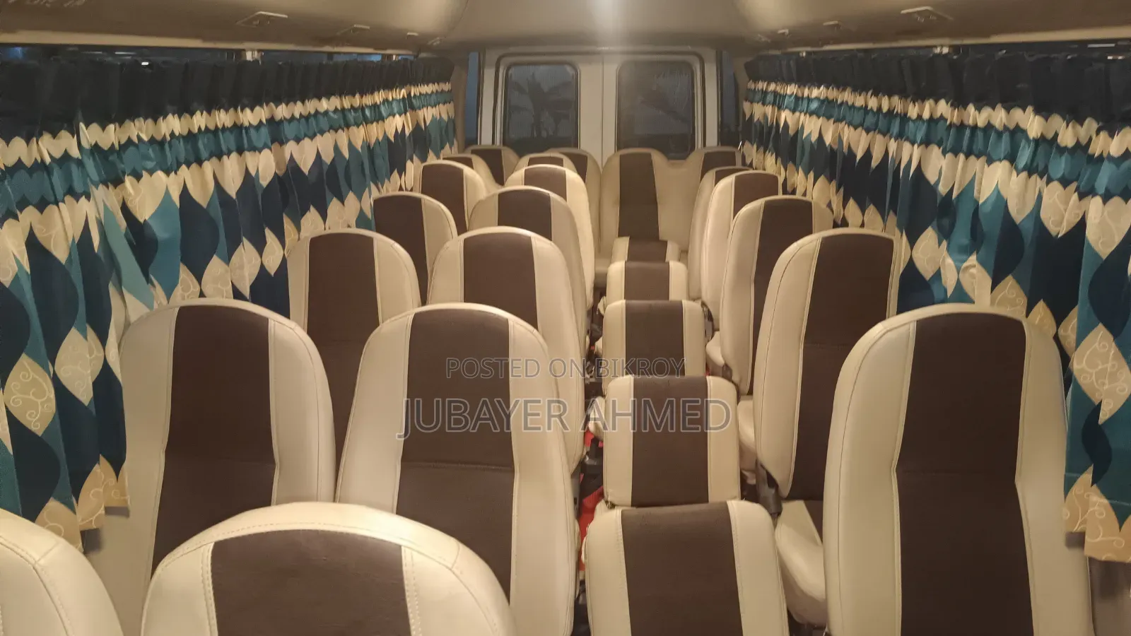 Mitsubishi Fuso Rosa 2004 White
