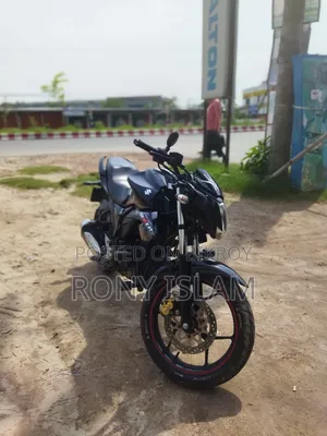 সুজুকি জিক্সার মনোটোন ২০১৯ ব্ল্যাক