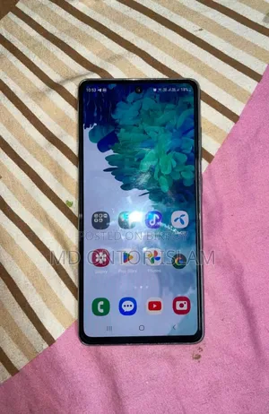 স্যামসাং গ্যালাক্সি এস২০ এফই ১২৮ জিবি নীল