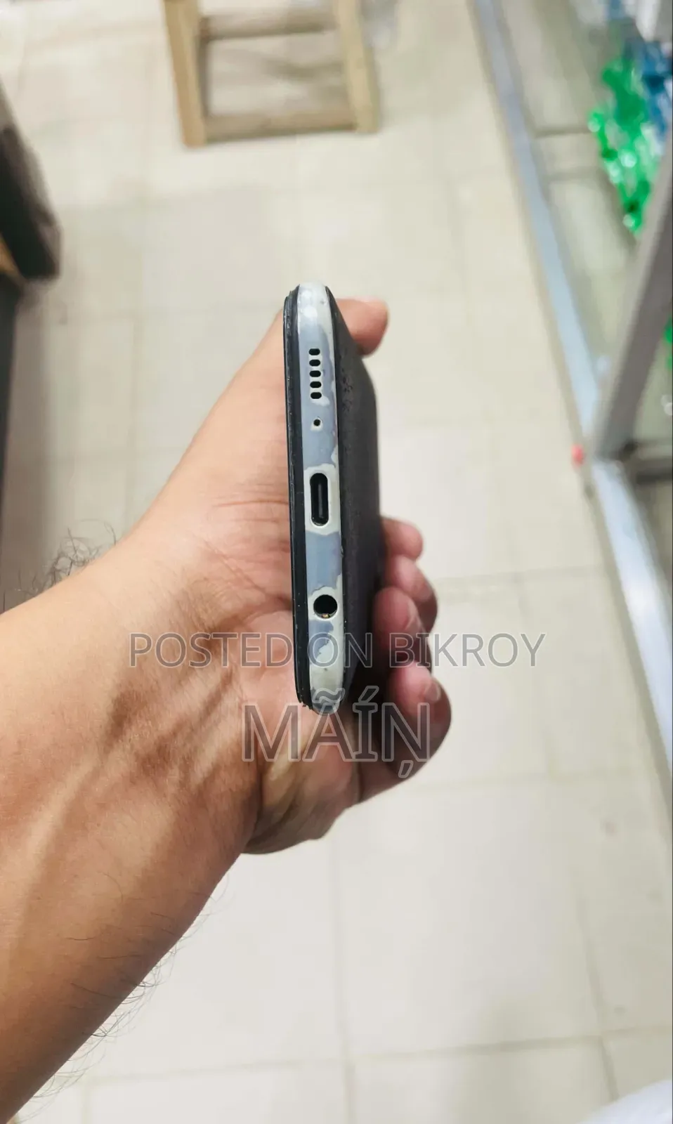 Samsung Galaxy A30 64 GB White