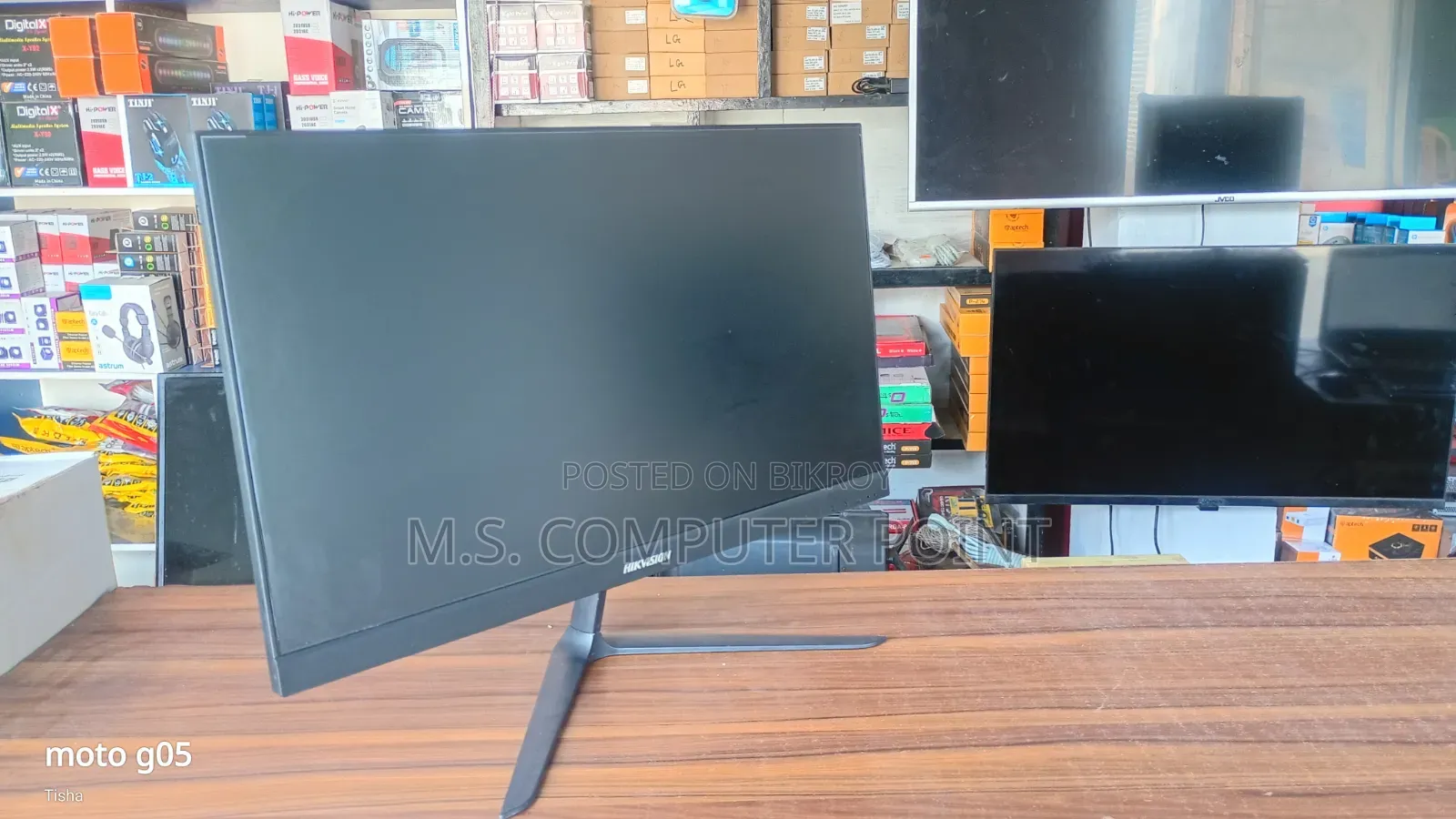 Full Fresh Hik Vision 22" Borderless Monitor Sell