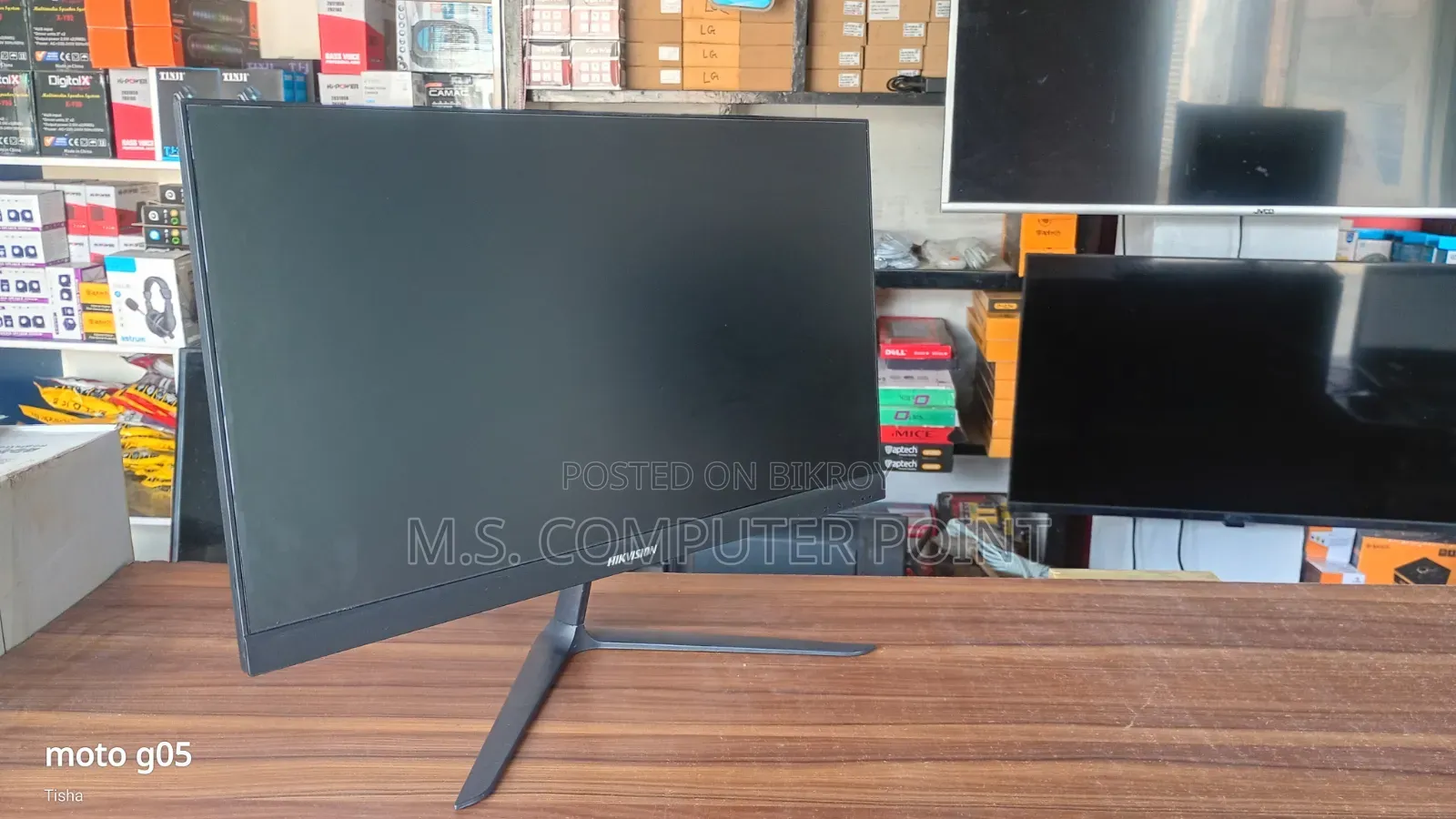 Full Fresh Hik Vision 22" Borderless Monitor Sell