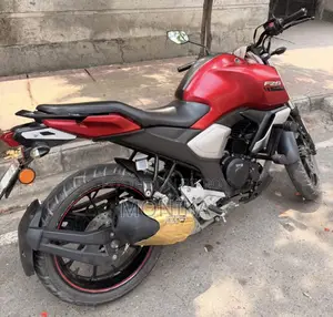 Yamaha FZ ২০২২ লাল