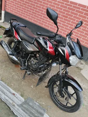 Bajaj Discover 125 2022 Black