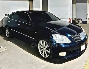 Toyota Crown 2004 Blue