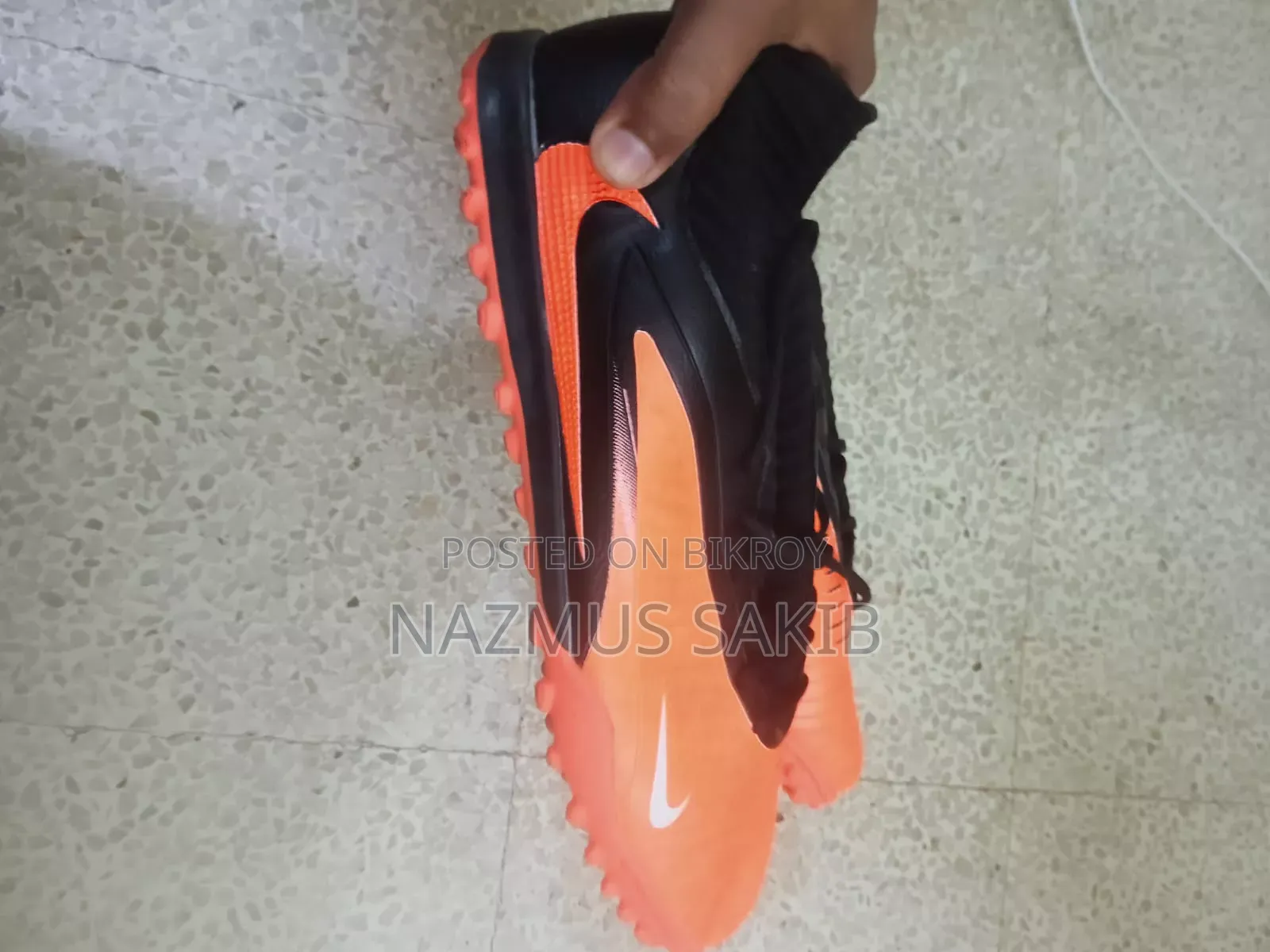 Sports Shoes (Used)