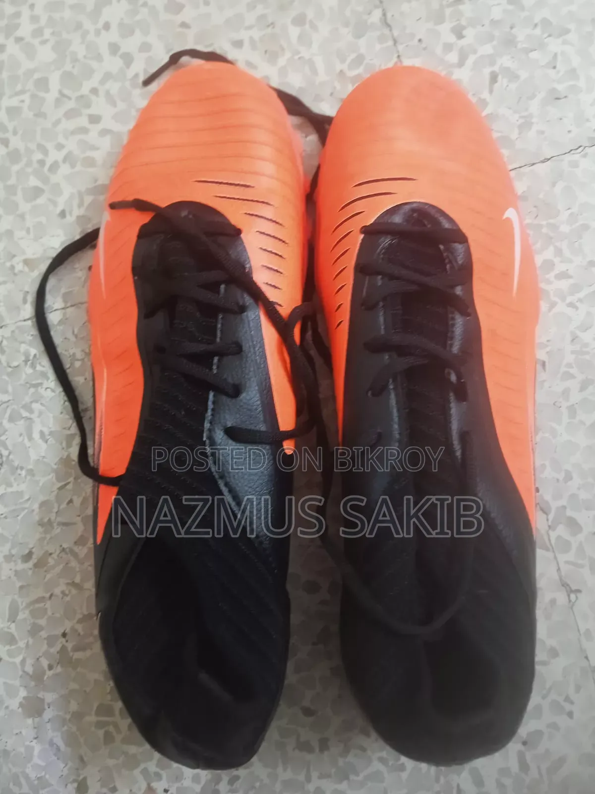 Sports Shoes (Used)