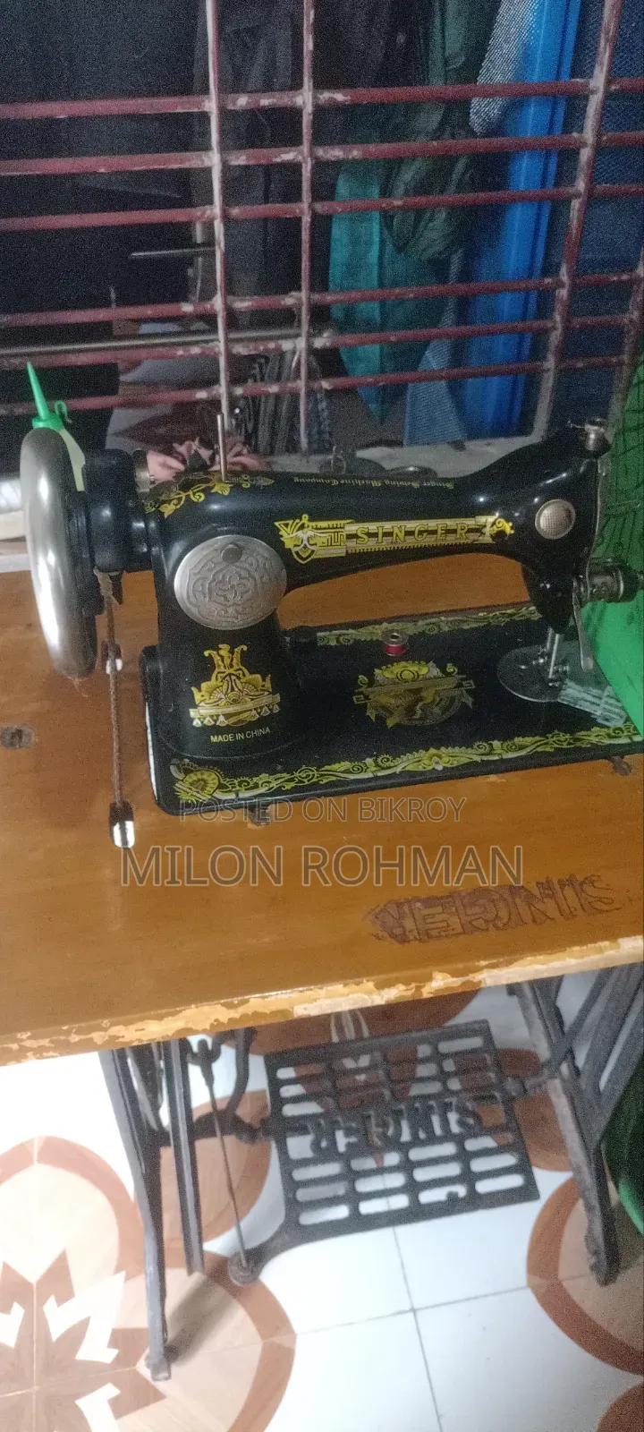 Sewing machine is brand new, never used after purchase, full fresh