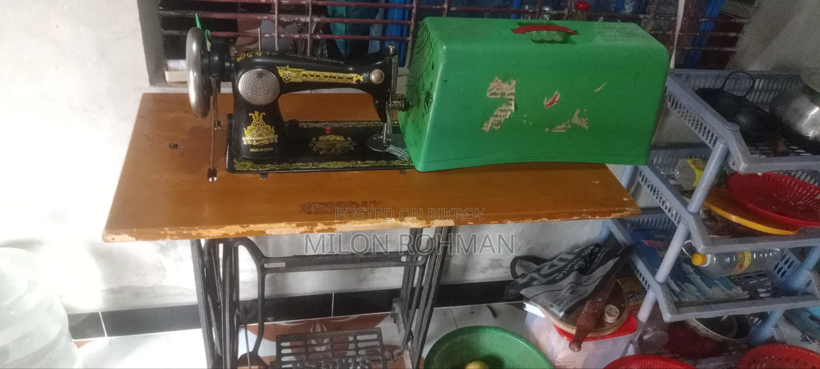 Sewing machine is brand new, never used after purchase, full fresh