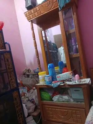 ফ্রেশ কড়াই কাঠের ড্রেসিং টেবিল