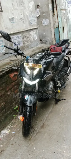 Hero Xtreme 125R 2025 Black