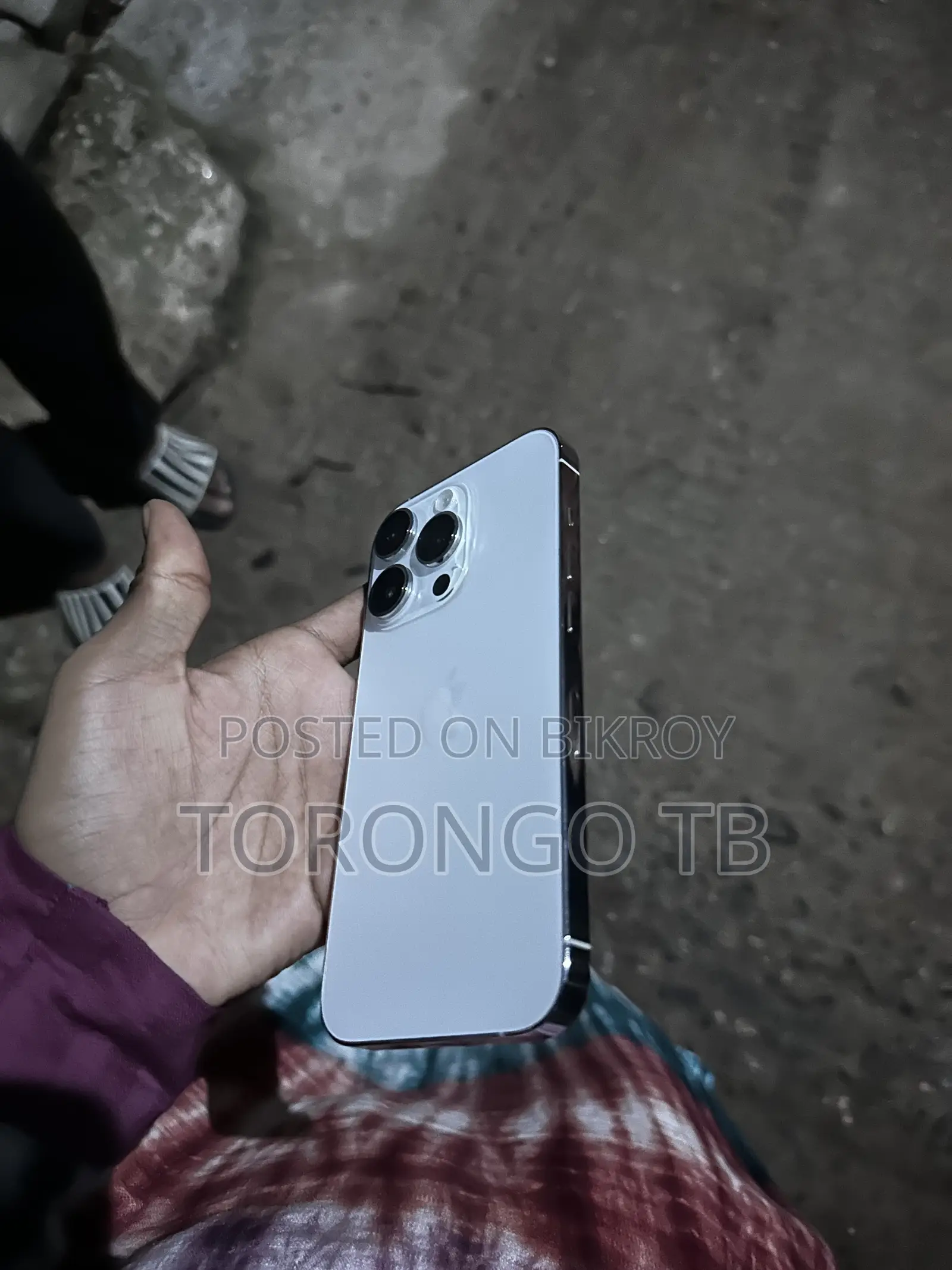 অ্যাপল আইফোন ১৪ প্রো ১২৮ জিবি সাদা
