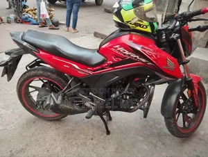 Honda Hornet 2018 Red
