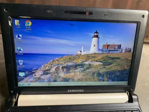Laptop Samsung Ativ Book 9 Lite 2GB Intel Atom HDD 256GB