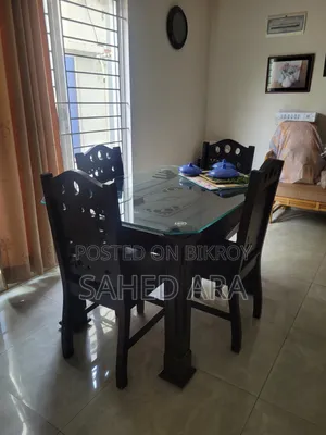 Dining Table | 4 Seat | Glass