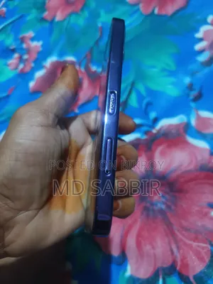 Mobile Phone 1 TB Red