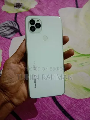 Symphony Z42 32 GB Green