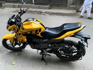 Suzuki Gixxer SF 2024 Yellow