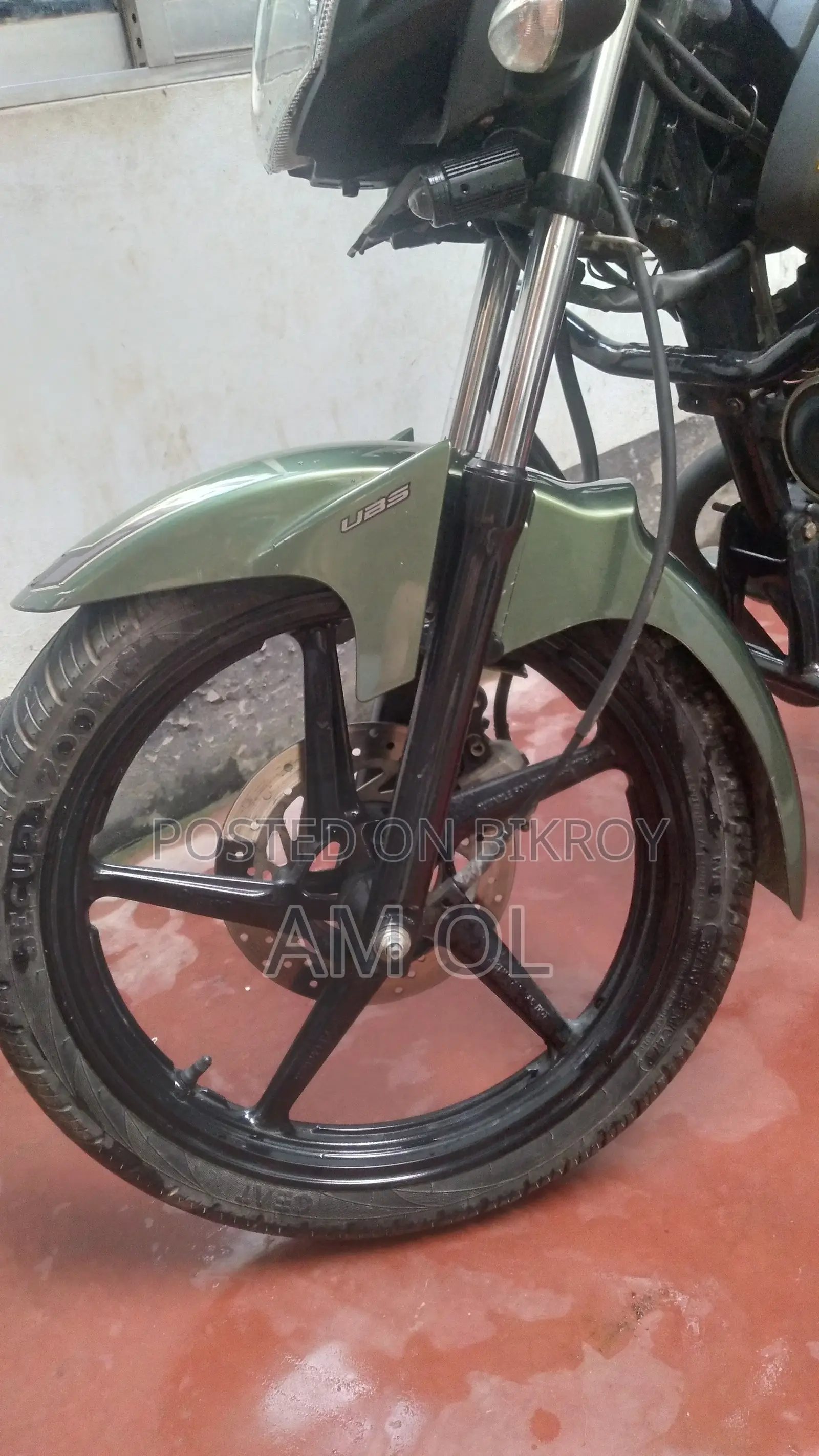 ইয়ামাহা ২০২৩ কালো