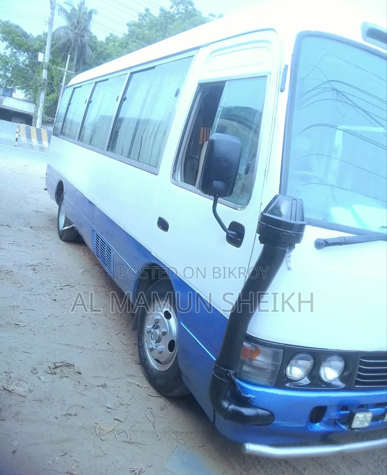Toyota Coaster 2000 White